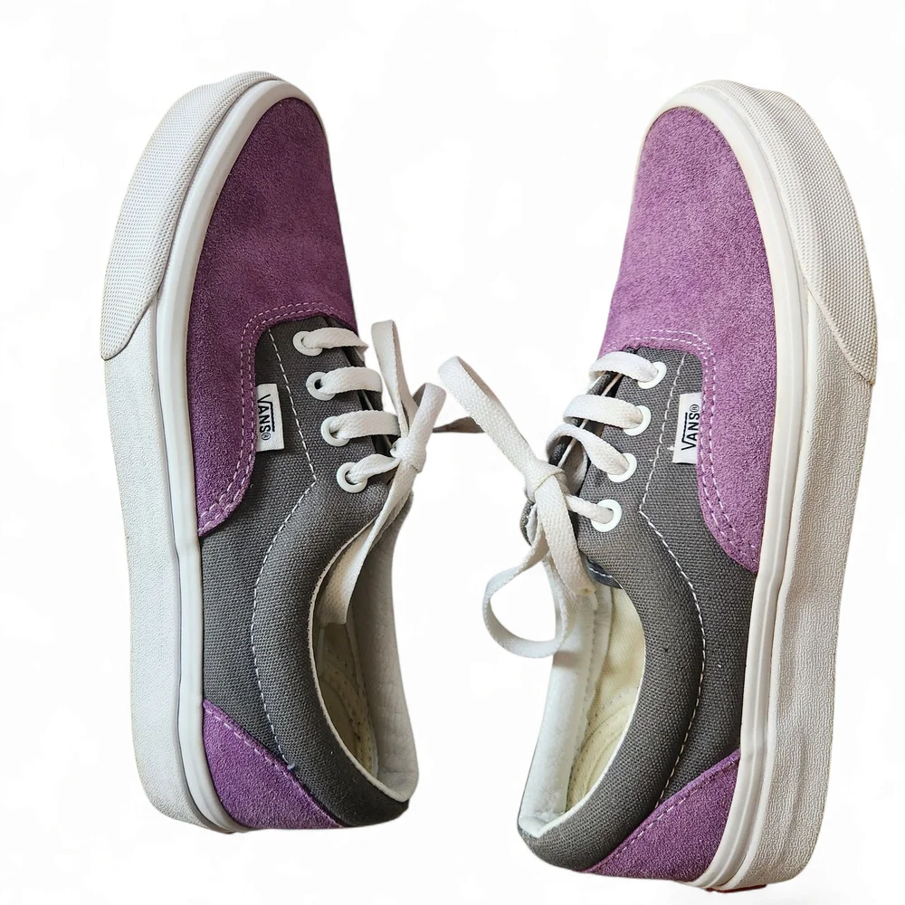 Vans Unisex Purple and Gray Sneakers with Suede Upper Size: Women7‎ Mens5.5